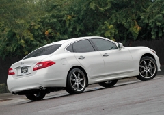 Infiniti M