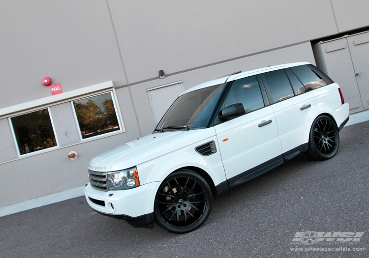 2006 Land Rover Range Rover Sport with 22" Giovanna Kilis in Matte Black wheels