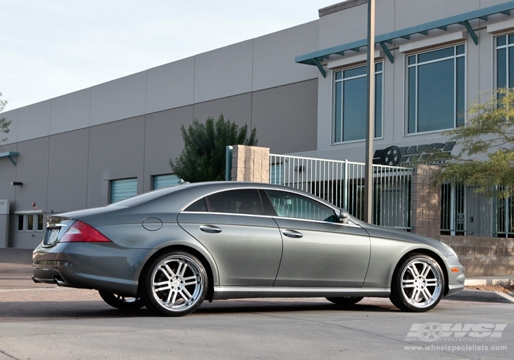 2009 Mercedes-Benz CLS-Class with 20" Vossen VVS-077 in Silver (Discontinued) wheels