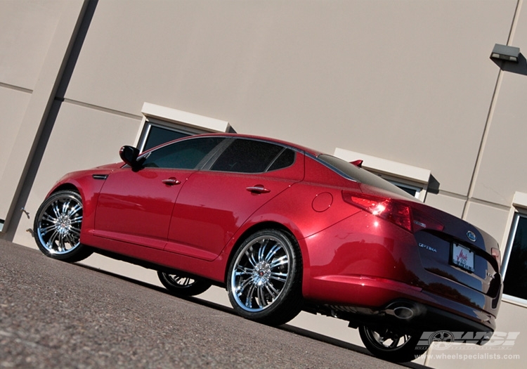 2011 Kia Optima with 20" Avenue A601 in Chrome wheels