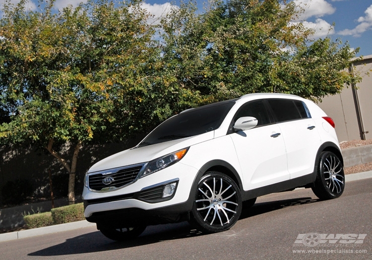 2011 Kia Sportage with 20" Giovanna Kilis in Machined Black wheels