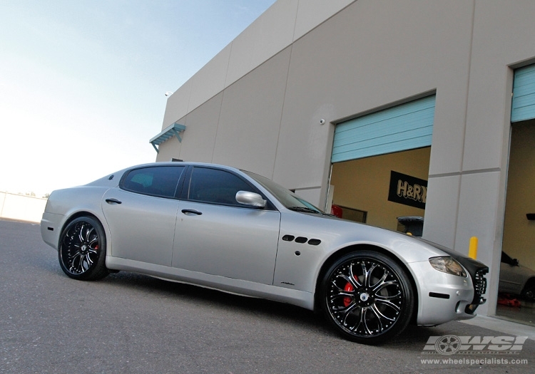 2009 Maserati Quattroporte with 22" Asanti AF-154 in Chrome wheels