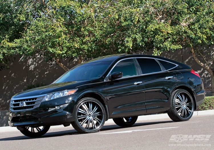 2011 Honda Accord Crosstour with 22" Avenue A601 in Gloss Black (Machined Face w/ Groove) wheels