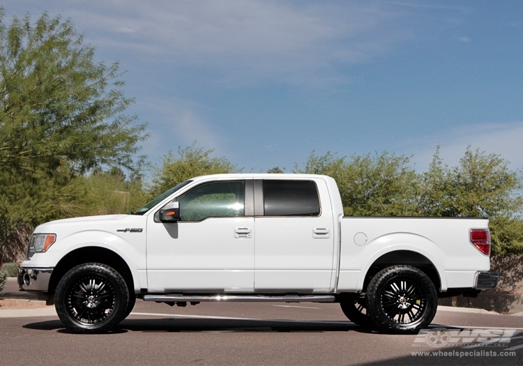 2010 Ford F-150 with 22" 2Crave N11 in Satin Black wheels
