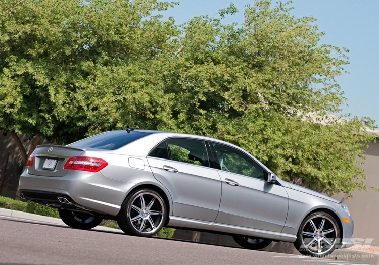 2011 Mercedes-Benz E-Class with 20" Vossen VVS-086 in Matte Black (Machined / SS Lip) wheels