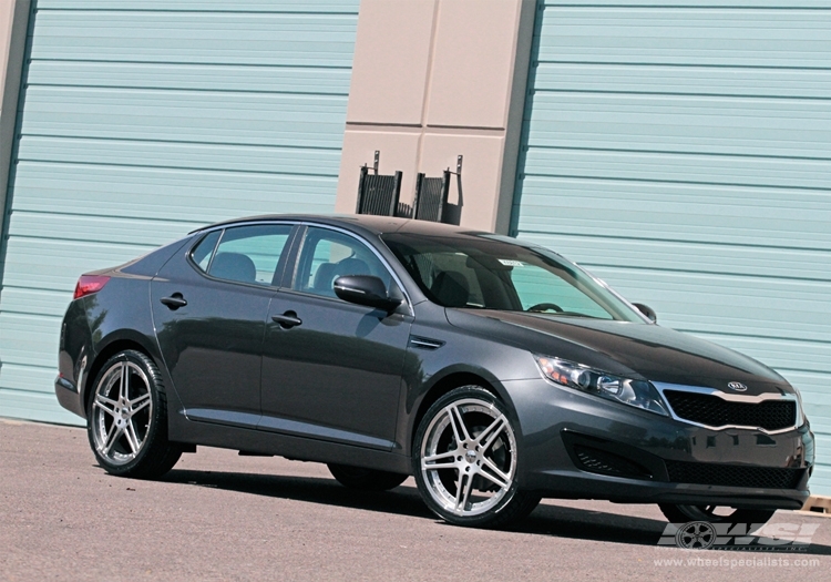 2011 Kia Optima with 20"   in  wheels