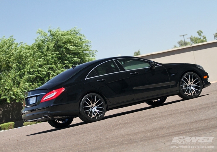 2012 Mercedes-Benz CLS-Class with 20" Giovanna Kilis in Machined Black wheels