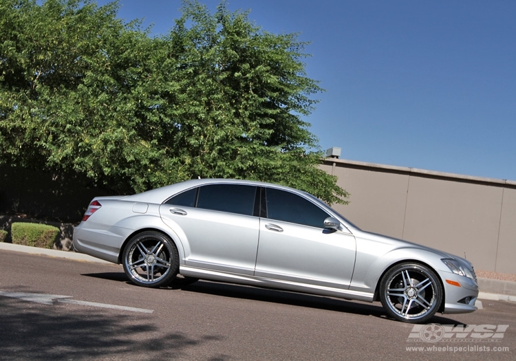 2010 Mercedes-Benz S-Class with 22" ES Designs Euro-26 in Machined (Gunmetal) wheels