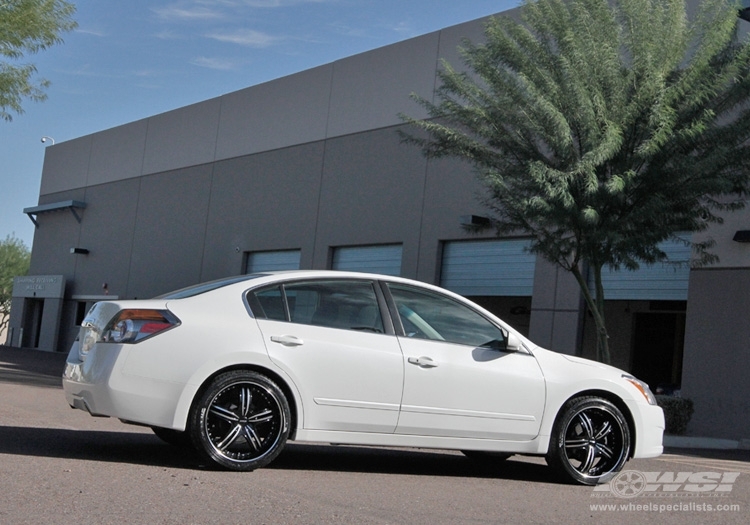 2010 Nissan Altima with 20" MKW M105 in Black (Machined Face w/ Groove) wheels