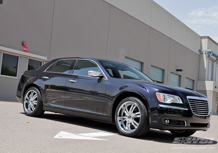 2012 Chrysler 300C with 20" Avenue A607 in Chrome wheels