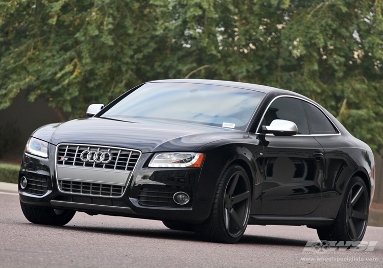 2010 Audi S5 with 20" Vossen CV3-R in Gloss Graphite wheels