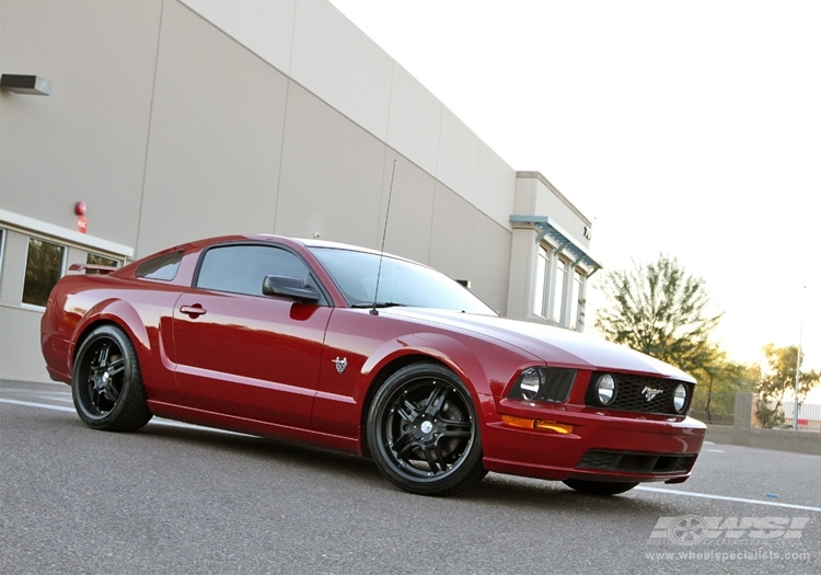 2010 Ford Mustang with 20" Giovanna Cuomo in Black (Matte) wheels