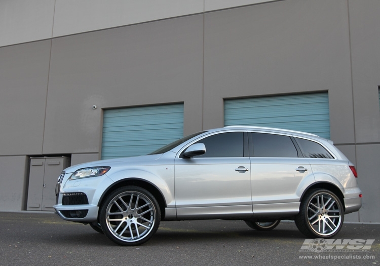 2011 Audi Q7 with 24" Gianelle Yerevan in Machined Silver (Chrome S/S Lip) wheels