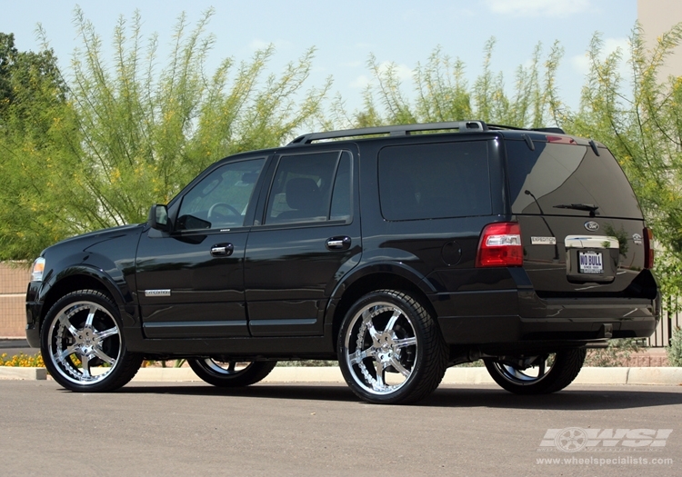 2007 Ford Expedition with 24" Giovanna Closeouts Gianelle Spezia-6 in Chrome wheels