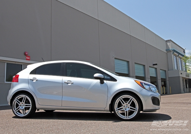 2012 Kia Rio with 19" Giovanna Tokyo in Silver wheels