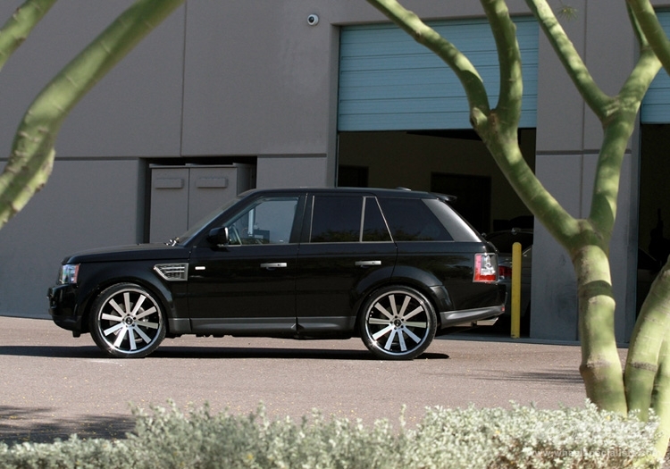 2012 Land Rover Range Rover Sport with 24" Gianelle Santo-2SS in Machined Black (Chrome S/S Lip) wheels