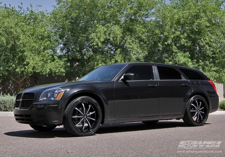 2008 Dodge Magnum with 22" Avenue A605 in Black (Machined Face) wheels