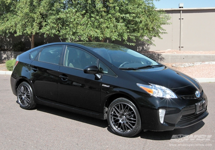 2012 Toyota Prius with 17" Enkei EKM3 in Gloss Gunmetal wheels