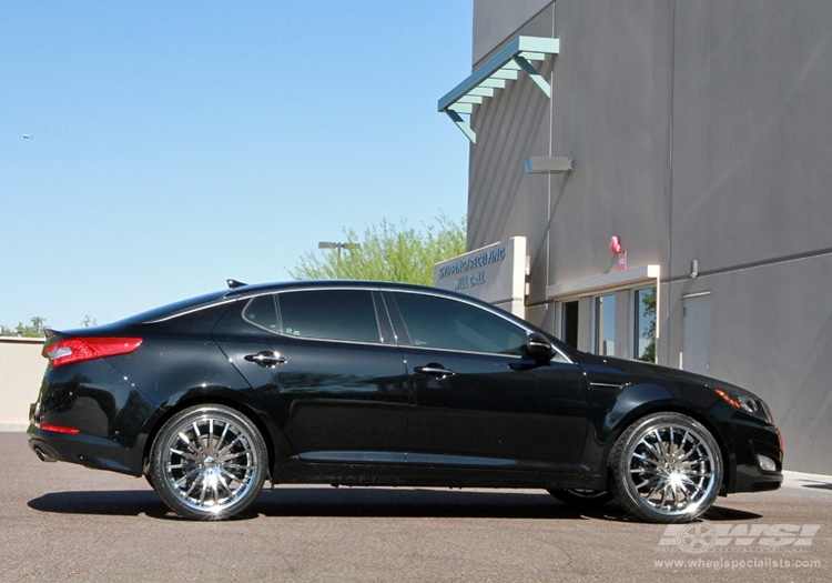 2011 Kia Optima with 20" Giovanna Martuni in Chrome wheels