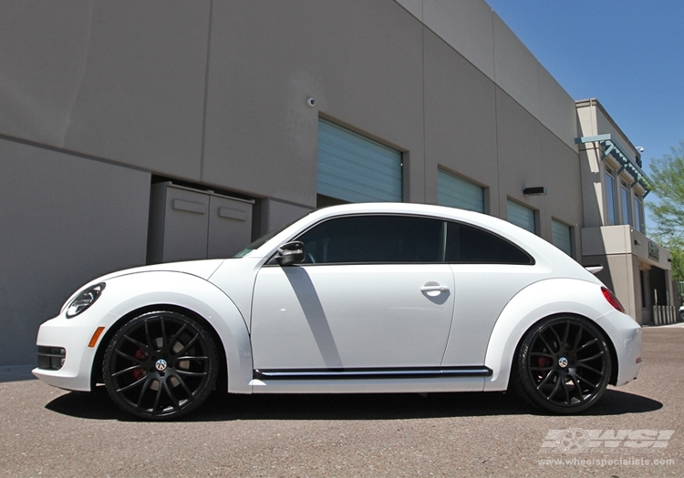 2012 Volkswagen Beetle with 20" Giovanna Kilis in Matte Black wheels