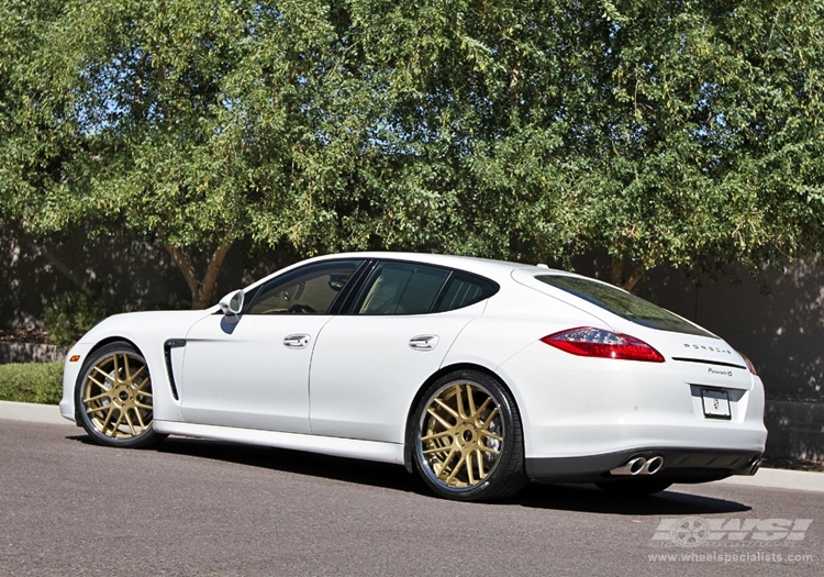 2012 Porsche Panamera with 22" Gianelle Yerevan in Gold (Chrome S/S Lip) wheels