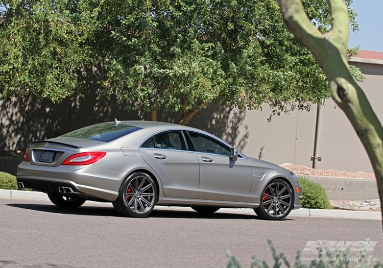 2012 Mercedes-Benz CLS-Class with 20" Vossen CV4 in Matte Graphite wheels