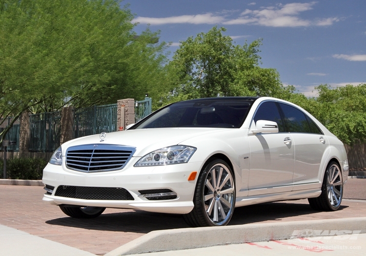 2012 Mercedes-Benz S-Class with 22" Gianelle Santo-2SS in Machined Silver (Chrome S/S Lip) wheels