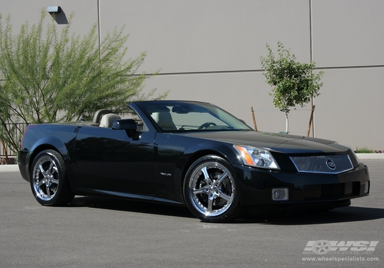 2006 Cadillac XLR with 19" Gianelle Spezia-5 in Chrome wheels