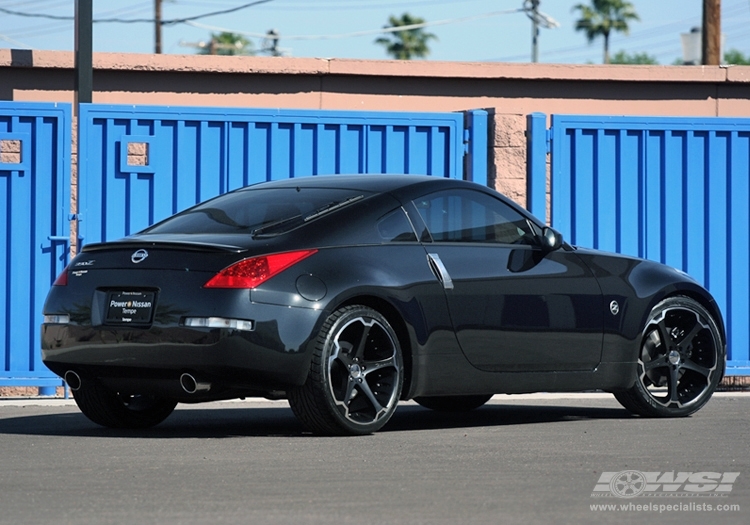 2008 Nissan 350Z with 20" Giovanna Dalar-5 in Machined Black wheels