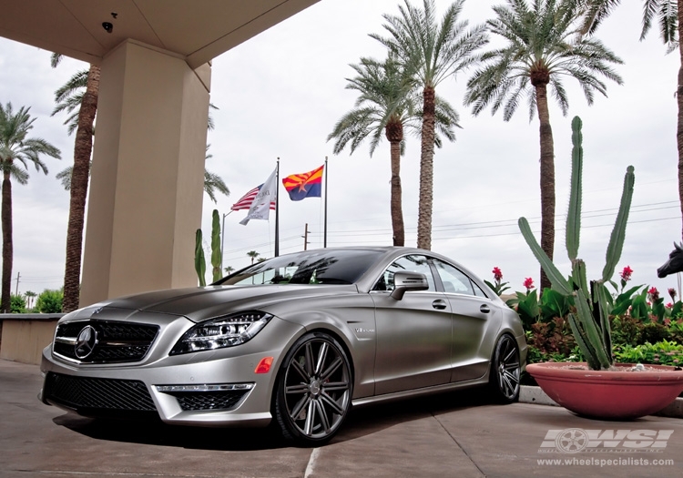 2012 Mercedes-Benz CLS-Class with 20" Vossen CV4 in Matte Graphite wheels