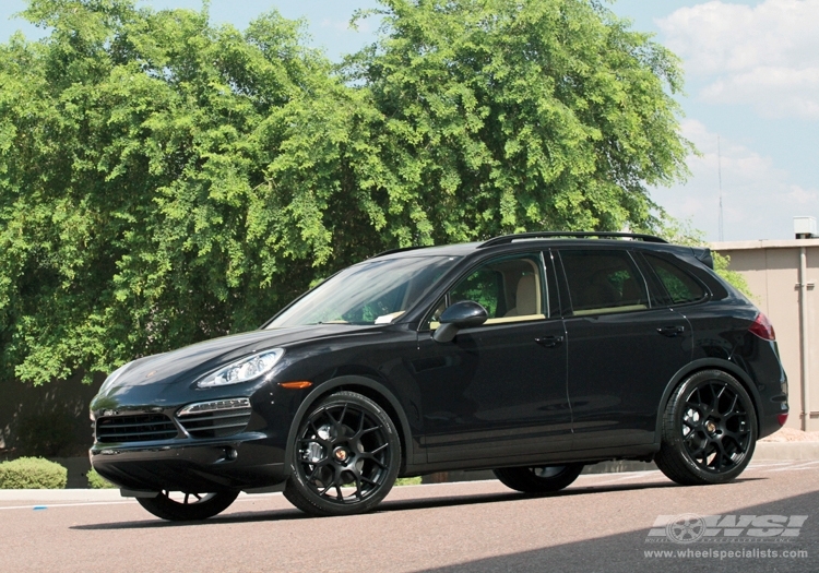 2012 Porsche Cayenne with 22" Koko Kuture Gaza in Black wheels