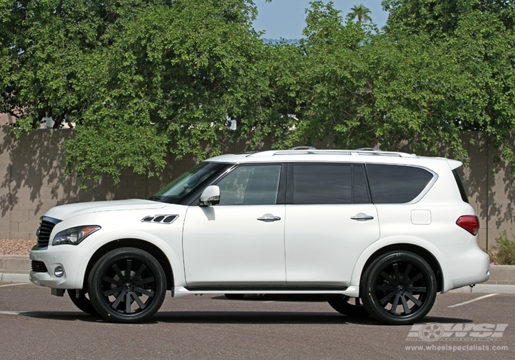 2012 Infiniti QX56 with 24" Gianelle Santo-2SS in Matte Black (Black lip) wheels