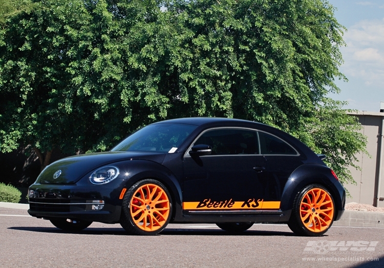 2012 Volkswagen Beetle with 20" Giovanna Kilis in Matte Black wheels