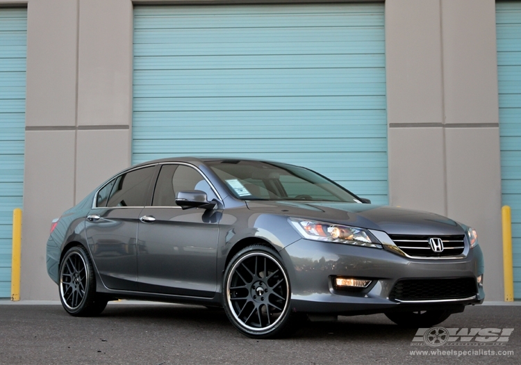 2013 Honda Accord with 20" Gianelle Yerevan in Matte Black (Chrome S/S Lip) wheels