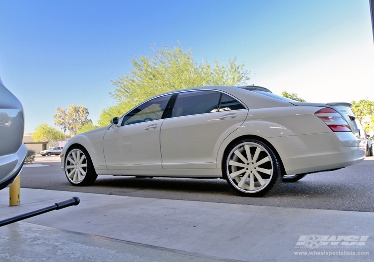 2012 Mercedes-Benz S-Class with 22" Gianelle Santo-2SS in Machined Black (Chrome S/S Lip) wheels