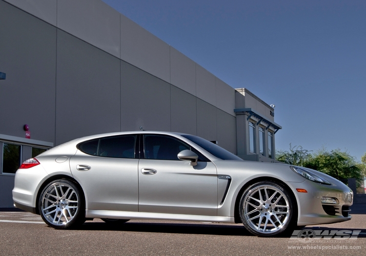 2012 Porsche Panamera with 22" Gianelle Yerevan in Machined Silver (Chrome S/S Lip) wheels