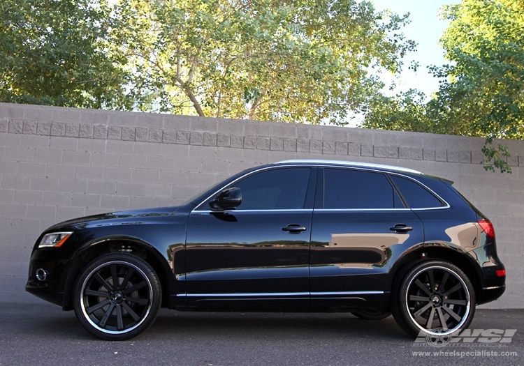 2012 Audi Q5 with 22" Gianelle Santo-2SS in Matte Black (Chrome S/S Lip) wheels