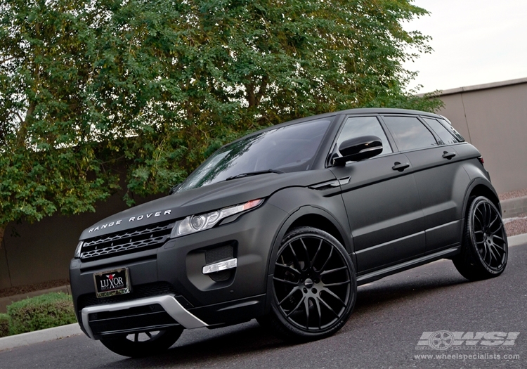 2012 Land Rover Evoque with 22" Giovanna Kilis in Matte Black wheels