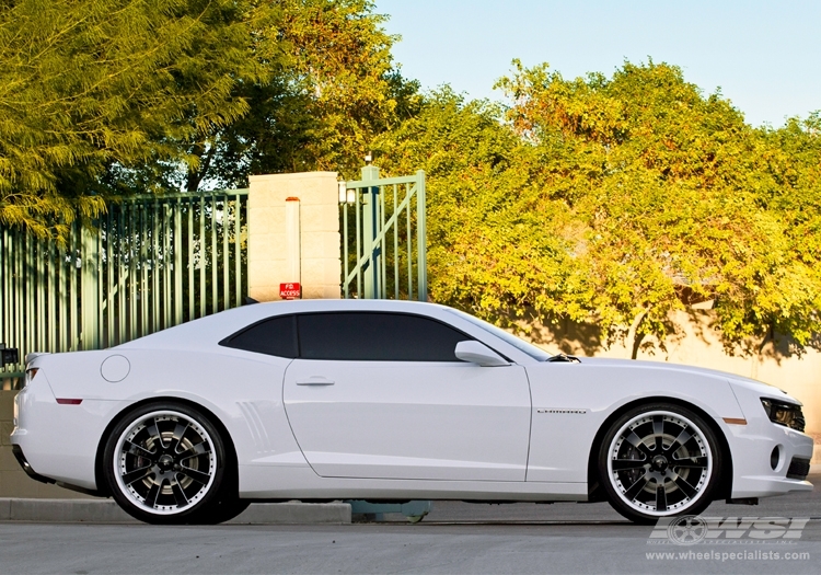 2013 Chevrolet Camaro with 22" Savini Forged SV28S in Brushed Black (Chrome Lip) wheels