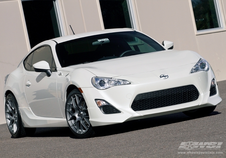 2013 Scion FR-S with 18" Enkei Raijin in Hyper Silver wheels