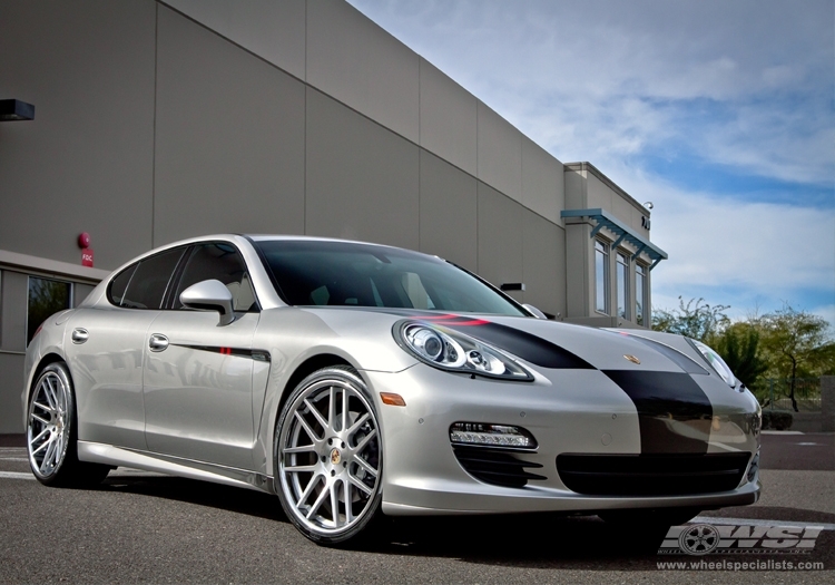 2012 Porsche Panamera with 22" Gianelle Yerevan in Machined Silver (Chrome S/S Lip) wheels