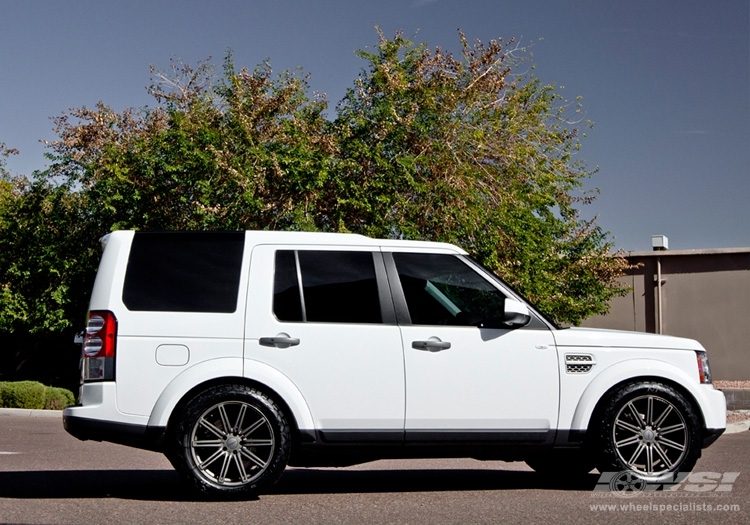 2013 Land Rover LR4 with 20" Vossen CV4 in Matte Graphite wheels