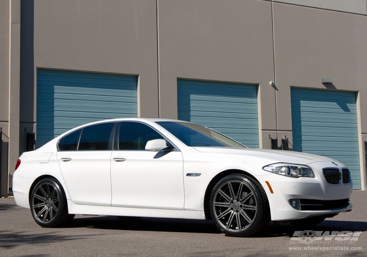 2012 BMW 5-Series with 20" Vossen CV4 in Matte Graphite wheels