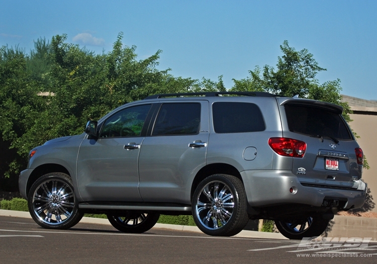 2010 Toyota Sequoia with 24" 2Crave N07 in Chrome wheels