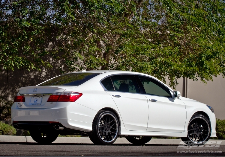 2013 Honda Accord with 20" Gianelle Yerevan in Matte Black (Chrome S/S Lip) wheels