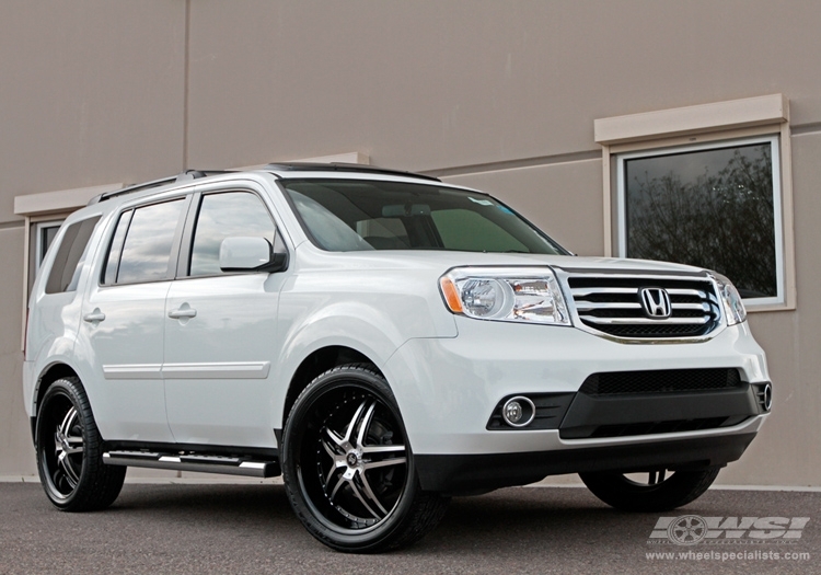 2012 Honda Pilot with 22" 2Crave N17 in Black Machined (Black Lip) wheels