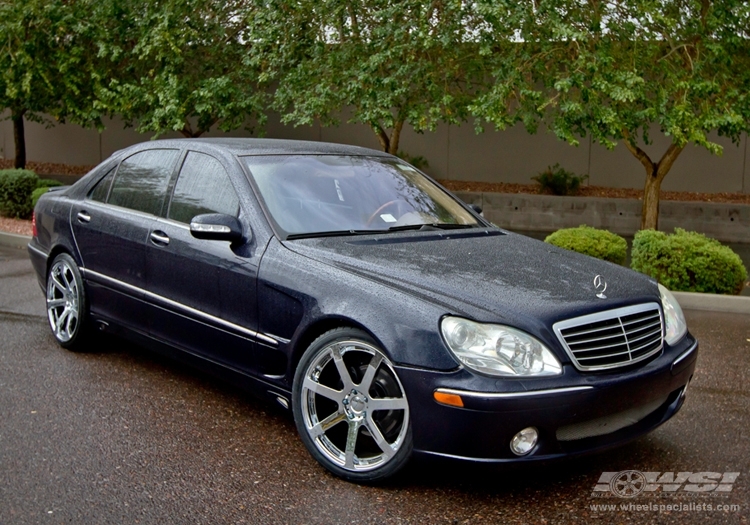 2006 Mercedes-Benz S-Class with 20" Giovanna Andros in Chrome wheels