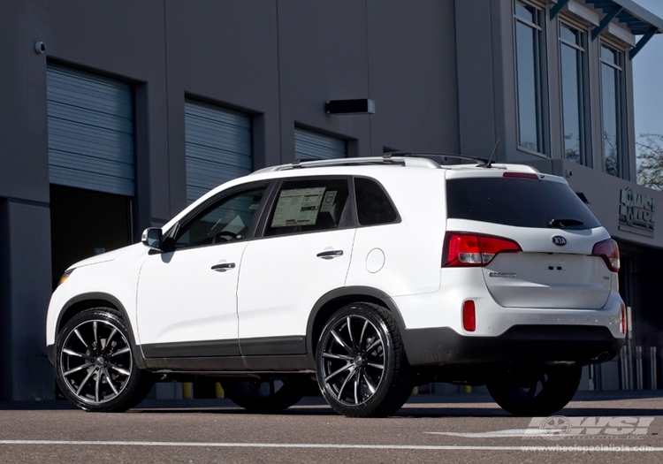 2014 Kia Sorento with 22" Gianelle Cuba-10 in Matte Black (w/Ball Cut Details) wheels