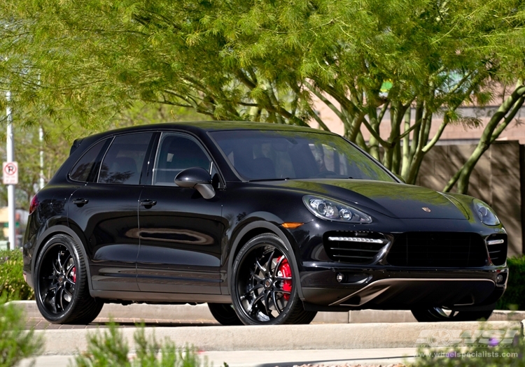 2013 Porsche Cayenne with 22" Savini Forged SV40S in Brushed Black (Chrome Lip) wheels