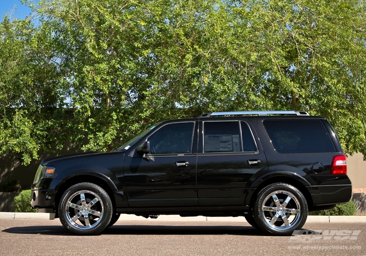 2012 Ford Expedition with 22" Black Rhino Pondora in Chrome wheels